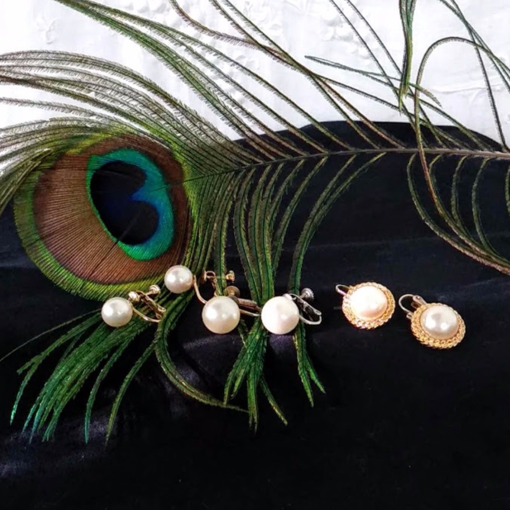 💎H.P. Vintage Pearl Earring Bundle - Picture 1 of 8
